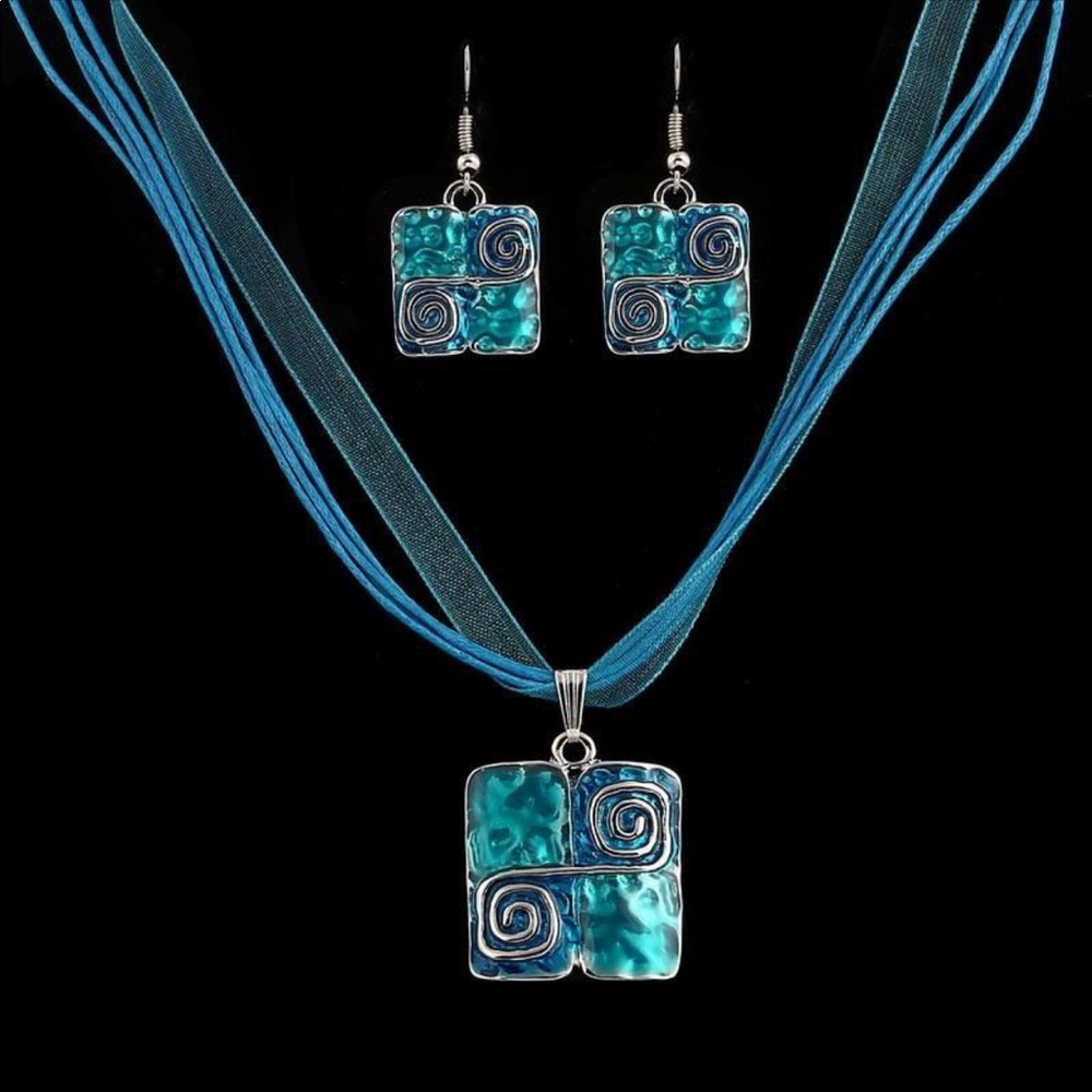Leather Squares Necklace And Matching Earrings Set
